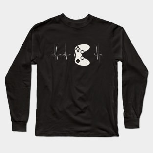 Heartbeat Video Game - I love playing video games Long Sleeve T-Shirt